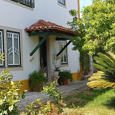 וילה St Mary House טומאר
