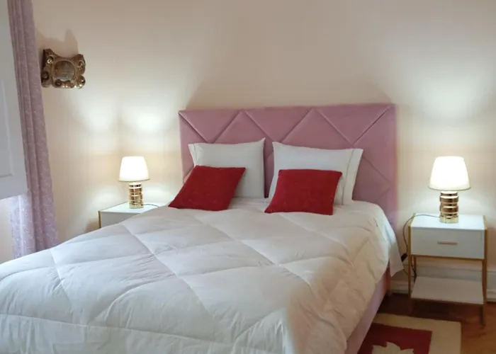 St Mary House Vila